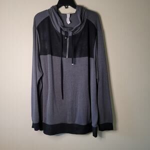 Marika Men's 3XL Gray & Black Quarter Zip Hoodie